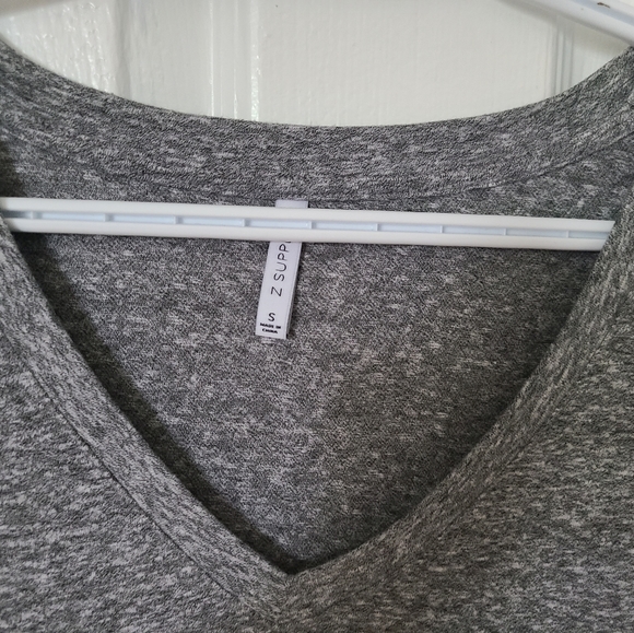 Z Supply Flutter Sleeve Tee Grey size small - Picture 3 of 4